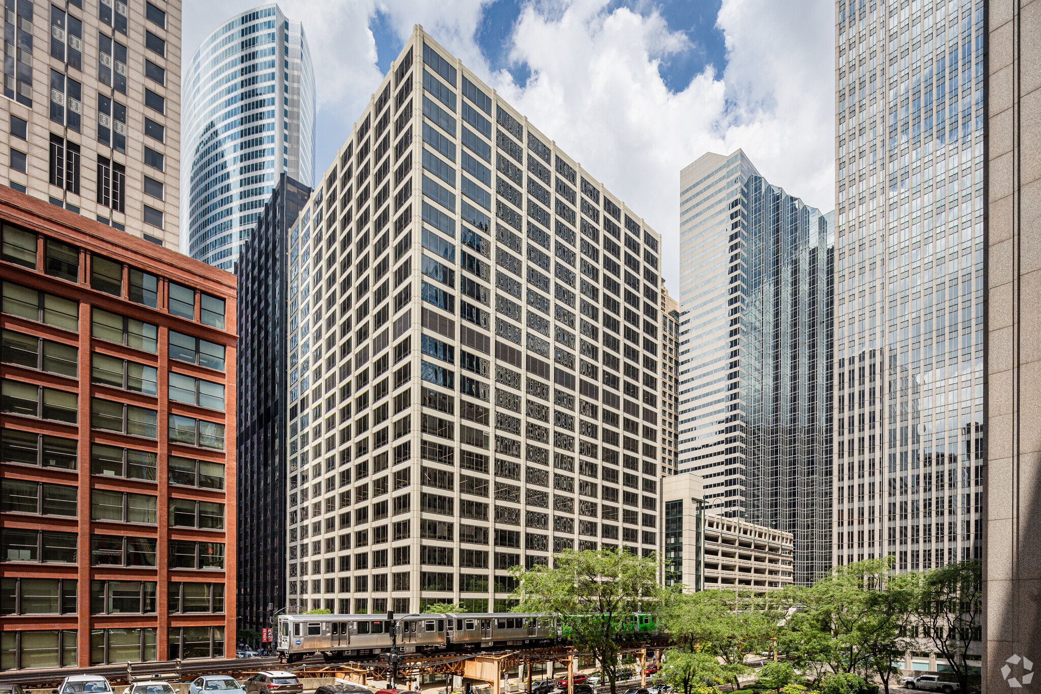 200 W Monroe St, Chicago, IL à louer Photo principale- Image 1 de 22
