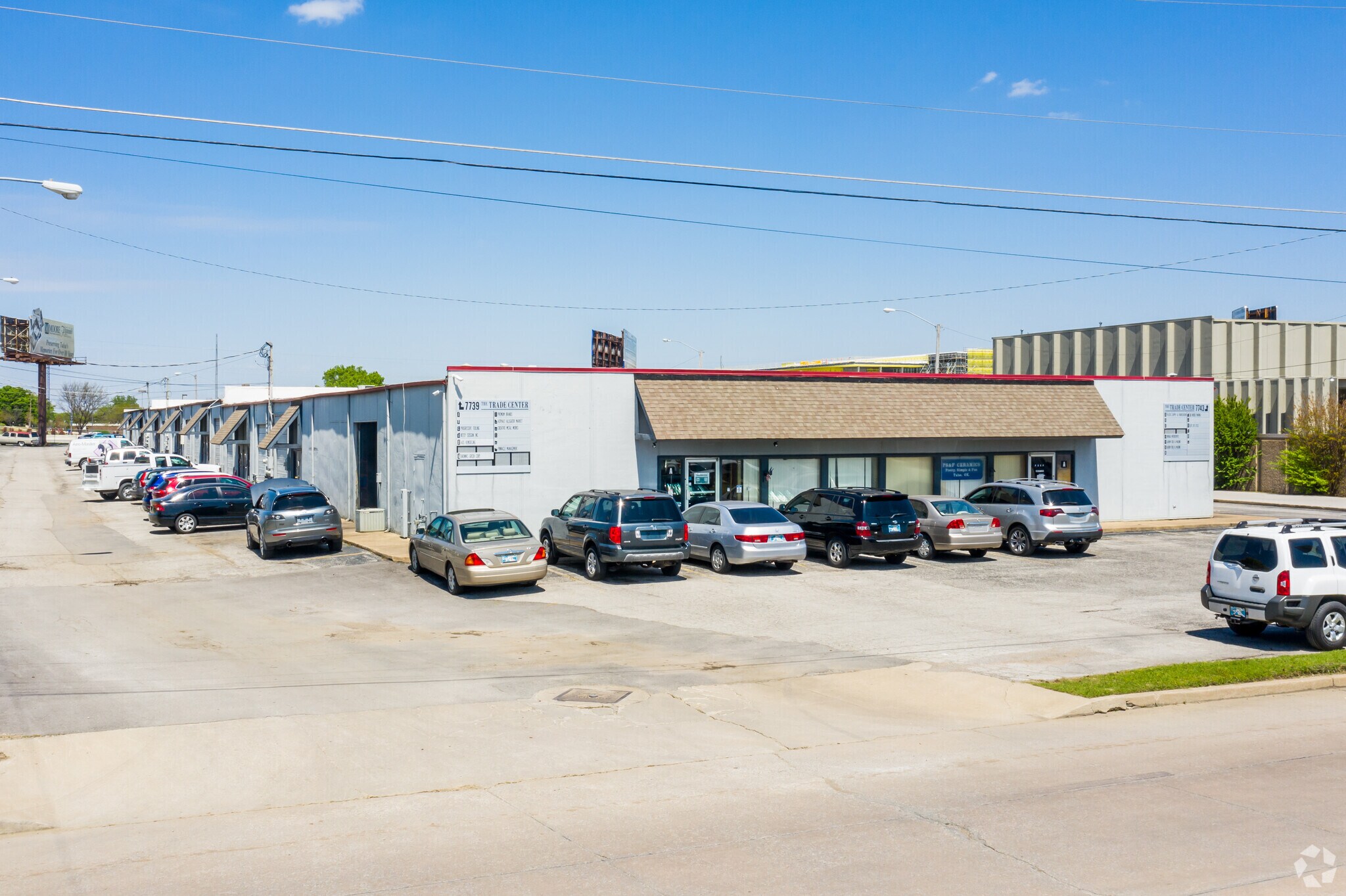 7739-7743 E 38th St, Tulsa, OK for lease Primary Photo- Image 1 of 5