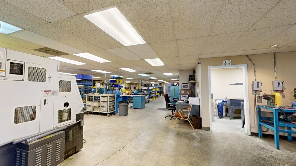 1094 N Main St, Ashland City, TN à vendre - Numérisation 3D de Matterport - Image 3 de 32