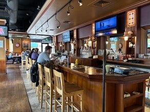 2101 N Ursula St, Aurora, CO for lease Interior Photo- Image 1 of 3