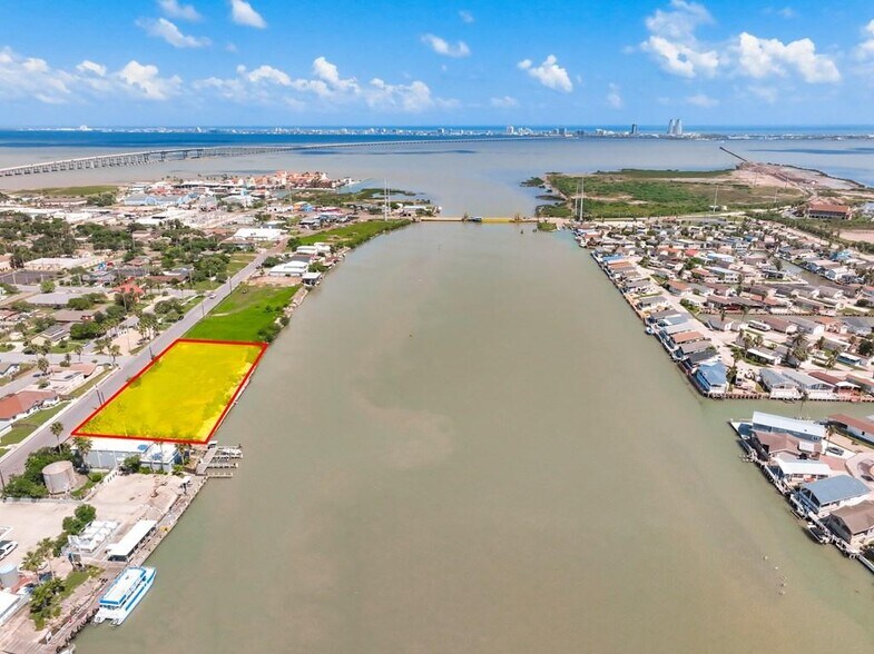S Longoria St & E South Shore Dr, Port Isabel, TX à vendre - Photo du bâtiment - Image 3 de 3