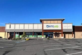 1260-1410 W 6th St, The Dalles, OR for lease Building Photo- Image 1 of 8