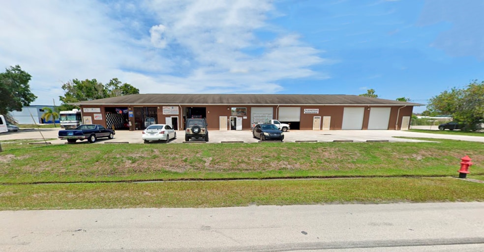1901-1913 SW Biltmore St, Port Saint Lucie, FL for sale - Building Photo - Image 2 of 8