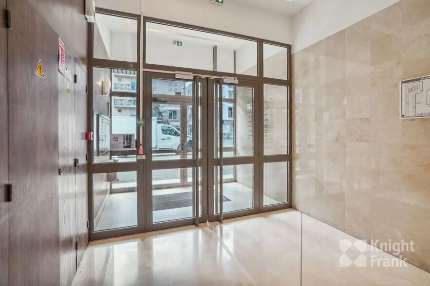 84 Bis Avenue Du Général Leclerc, Viroflay à louer - Hall d’entrée - Image 2 de 9