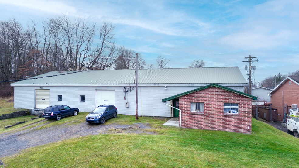 40 Jennmar Dr, Reedsville, WV for sale - Building Photo - Image 2 of 32