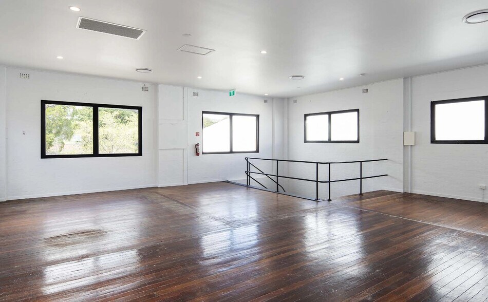 88 Bellevue Ave, Gaythorne for lease - Interior Photo - Image 3 of 4