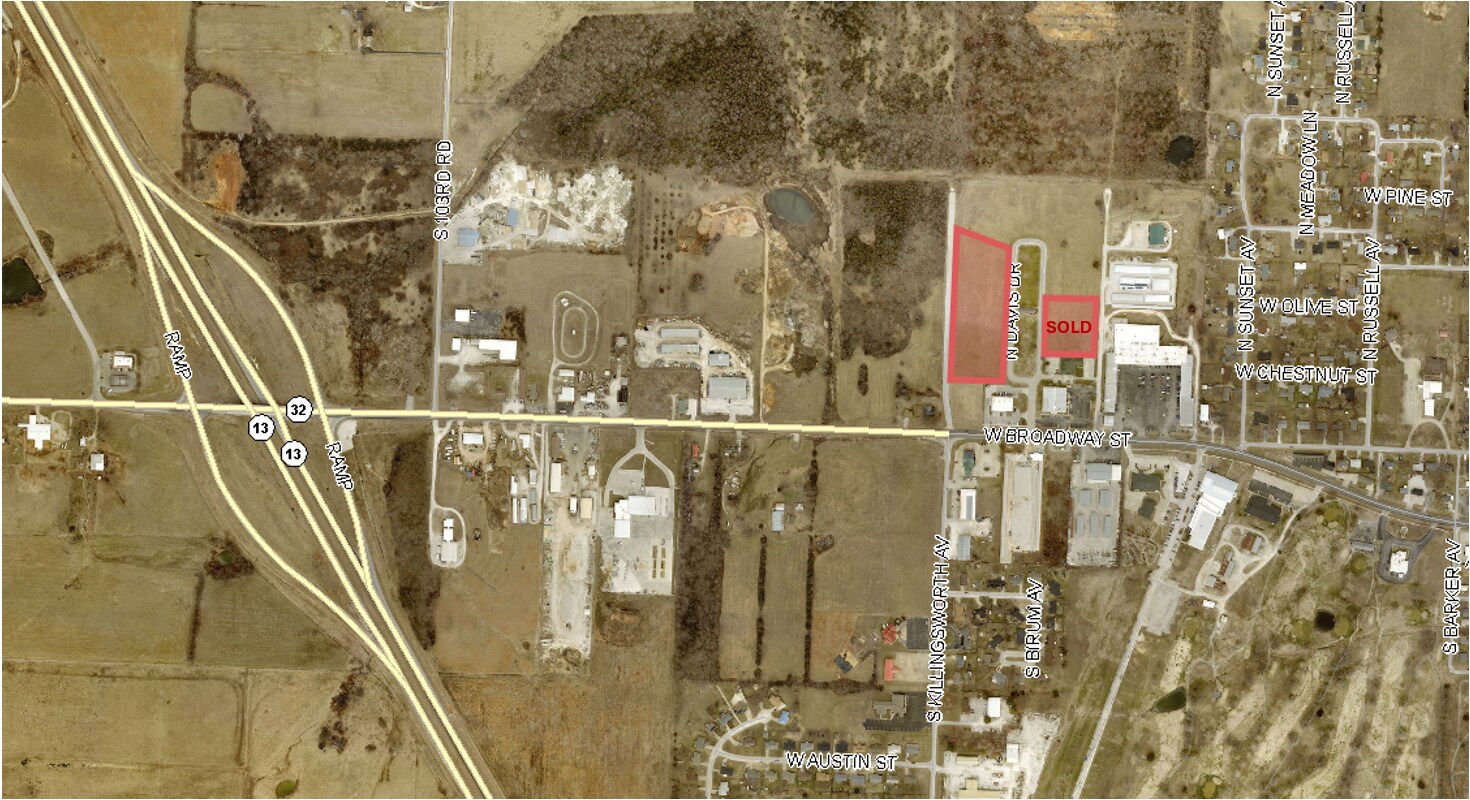 180 N Davis Dr, Bolivar, MO à vendre Photo du bâtiment- Image 1 de 4