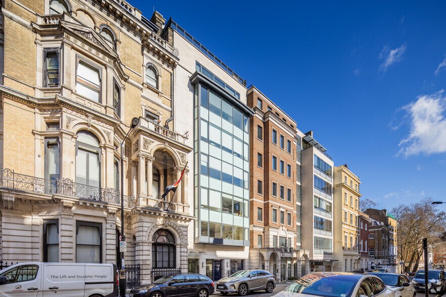 17C Curzon St, Londres à louer - Photo du bâtiment - Image 3 de 4