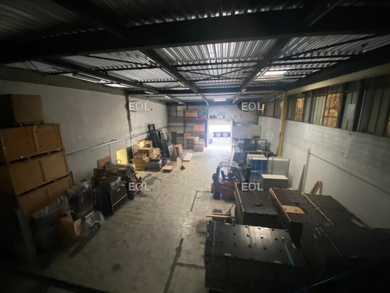 Flex in Bondoufle for lease - Building Photo - Image 2 of 13