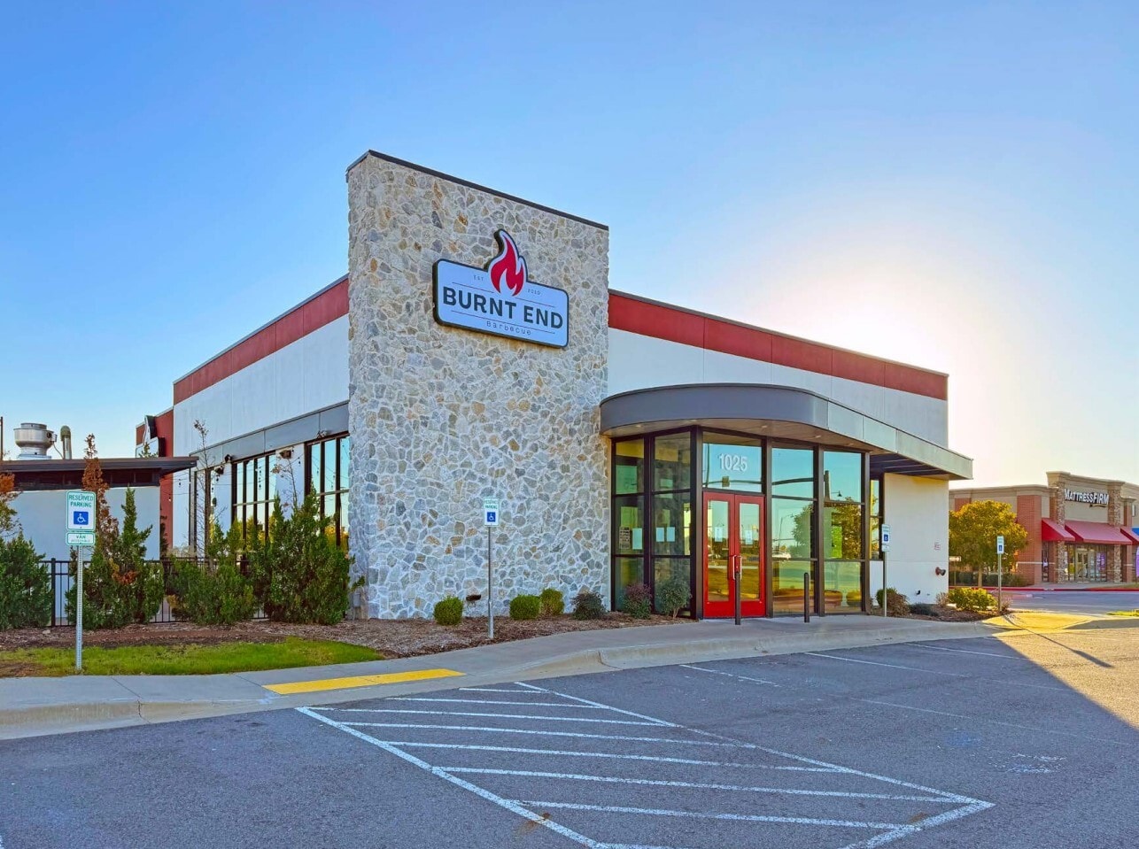 1025 S Amity Rd, Conway, AR for lease Primary Photo- Image 1 of 8