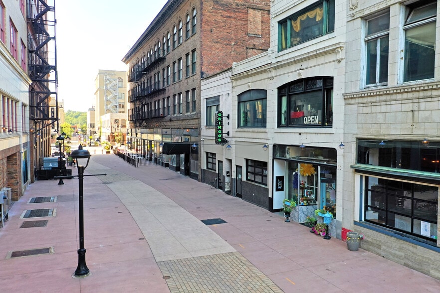 20-24 N Phelps St, Youngstown, OH for sale - Building Photo - Image 2 of 11