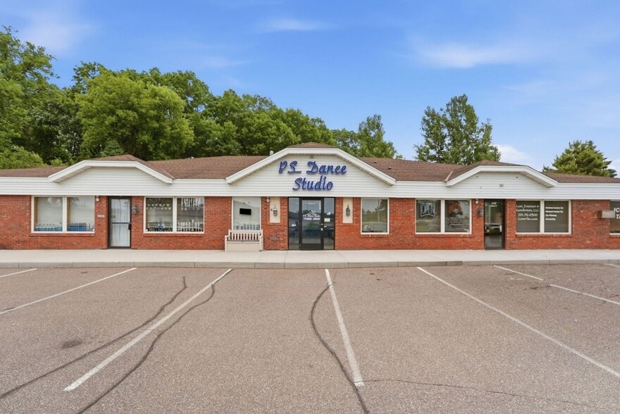 251 8th St NW, Elk River, MN for sale - Building Photo - Image 1 of 18
