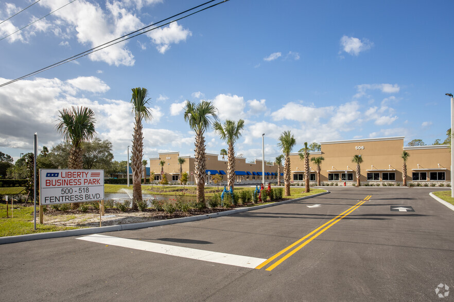 500 Fentress Blvd, Daytona Beach, FL for lease - Building Photo - Image 1 of 19