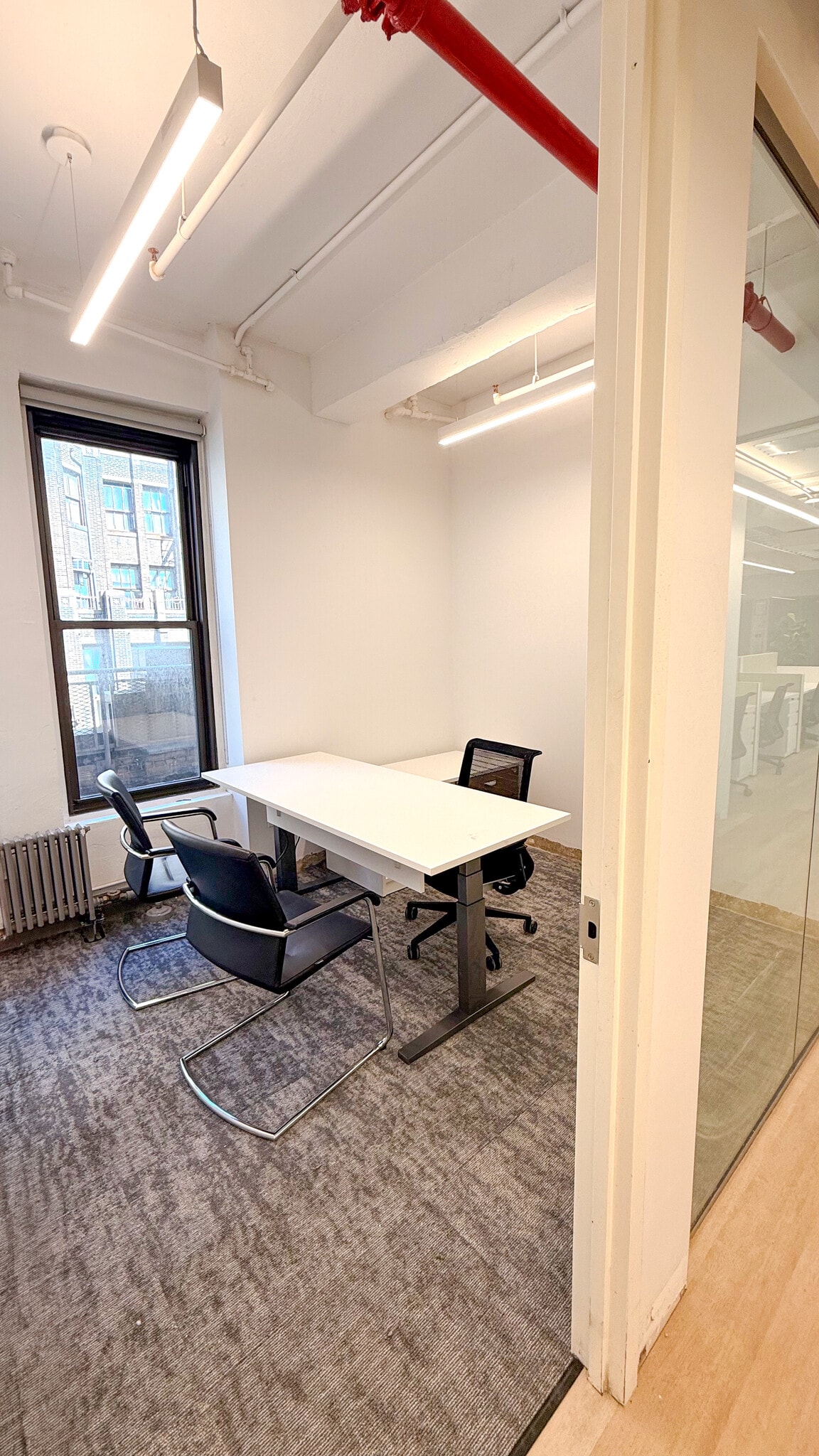 256 W 38th St, New York, NY à louer Photo intérieure- Image 1 de 10