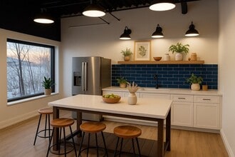 620 S IL Route 31, Mchenry, IL for lease Interior Photo- Image 1 of 10