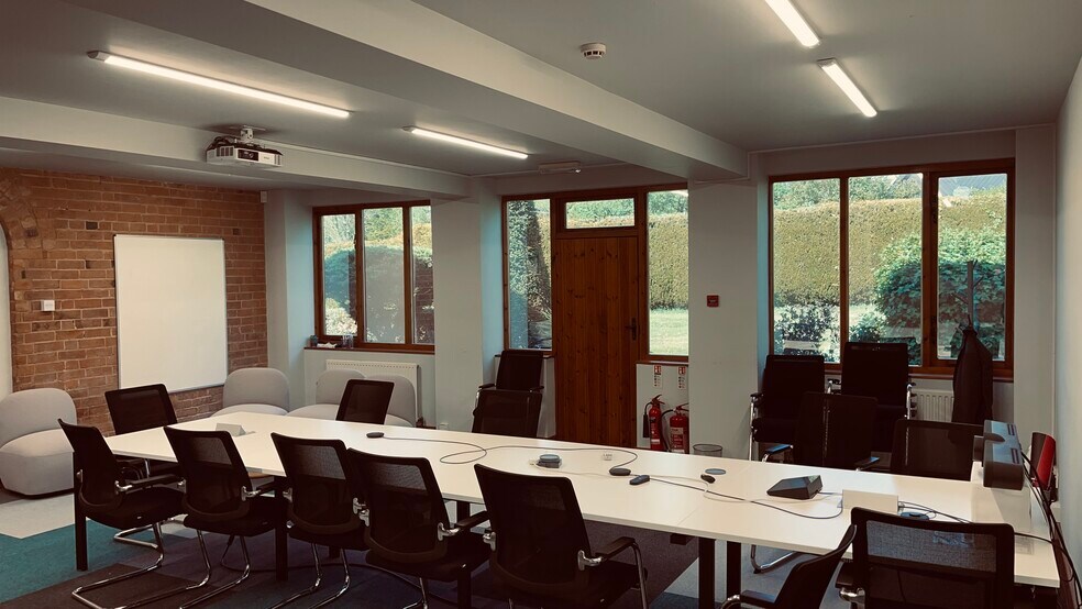 Banbury Rd, Lighthorne à louer - Photo du bâtiment - Image 3 de 25