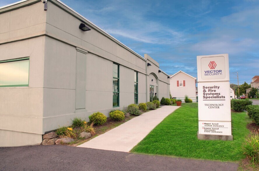 23 Casey Ave, Wilkes Barre, PA à louer - Photo du bâtiment - Image 3 de 10