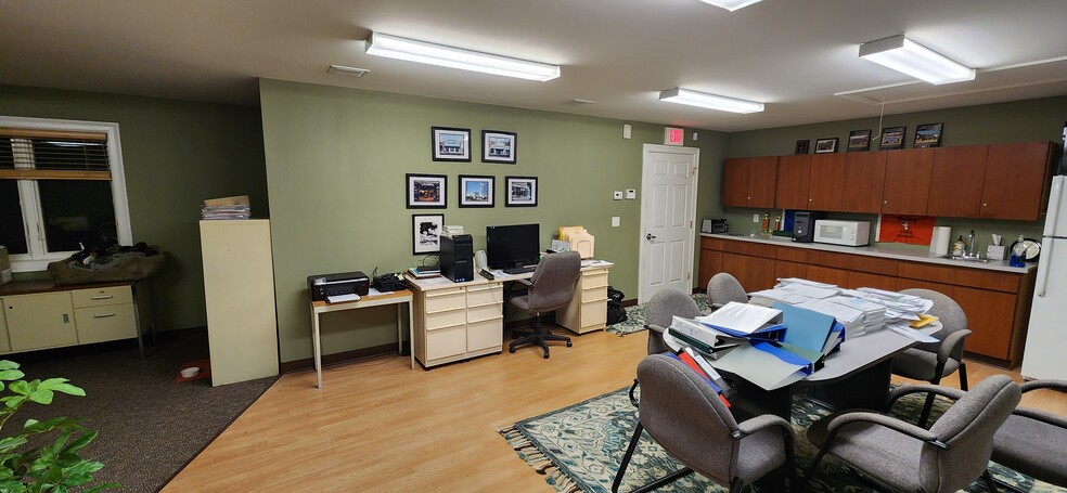 24 Straitsville Rd, Prospect, CT for sale - Building Photo - Image 3 of 12