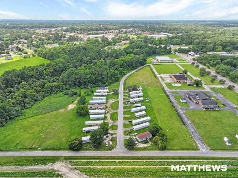 State Rd S-34-696, Mullins, SC à vendre - Photo du bâtiment - Image 2 de 3