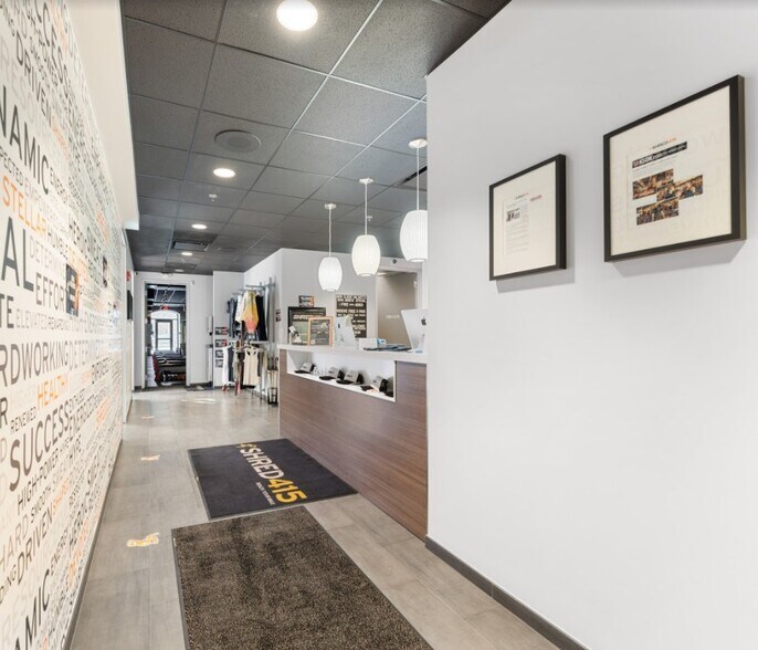 230 E Ogden Ave, Hinsdale, IL à louer - Photo intérieure - Image 3 de 53