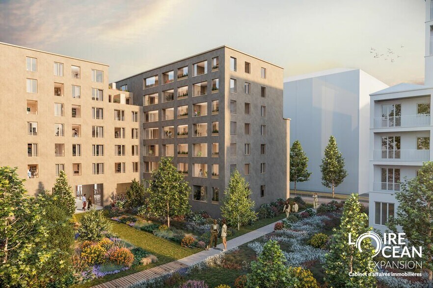 Commerce de détail dans Nantes à vendre - Photo du bâtiment - Image 2 de 2