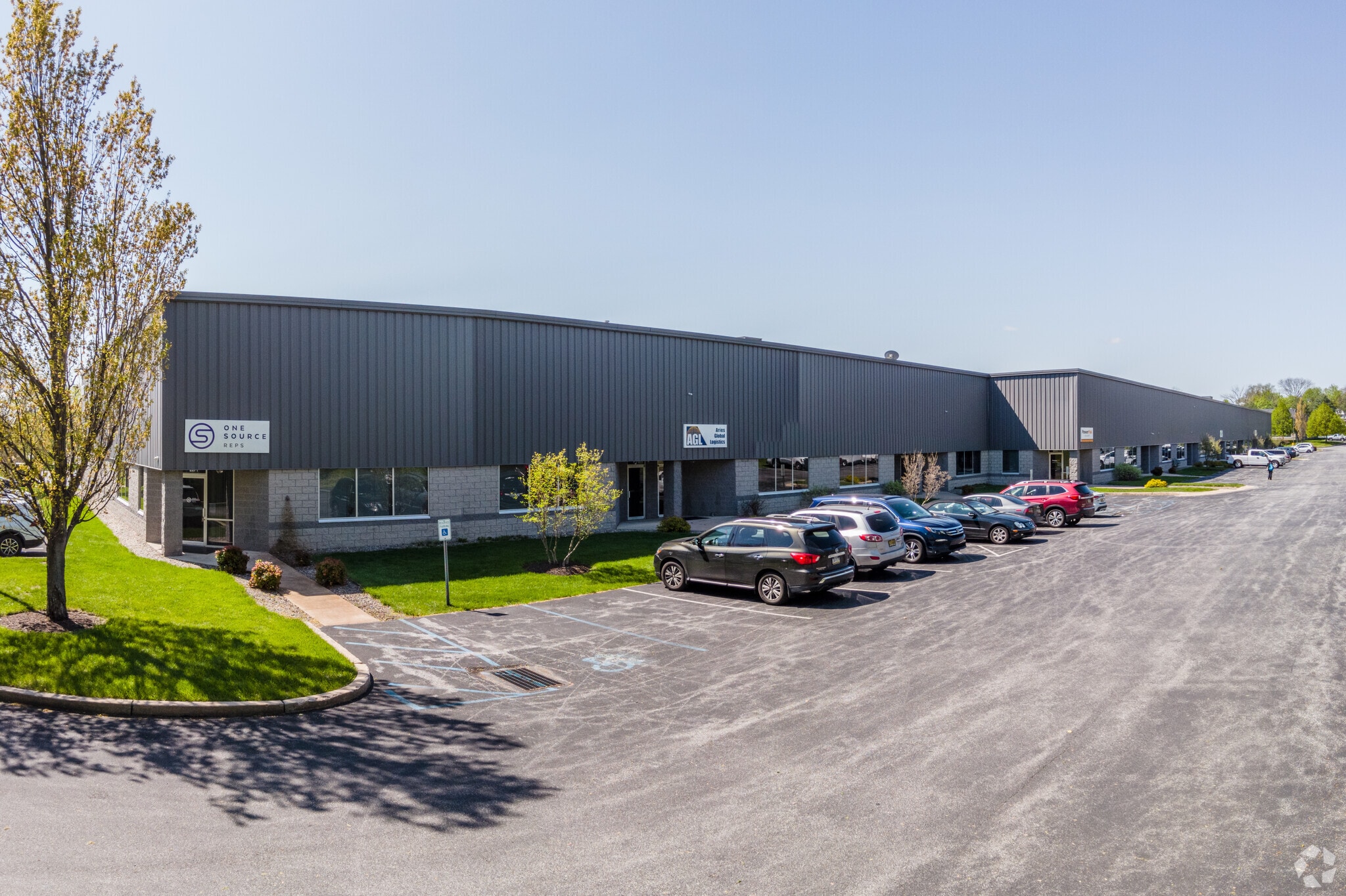 800 Calcon Hook Rd, Sharon Hill, PA for lease Primary Photo- Image 1 of 6