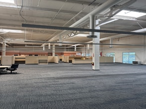 1625-1635 Rollins Rd, Burlingame, CA for lease Interior Photo- Image 2 of 5