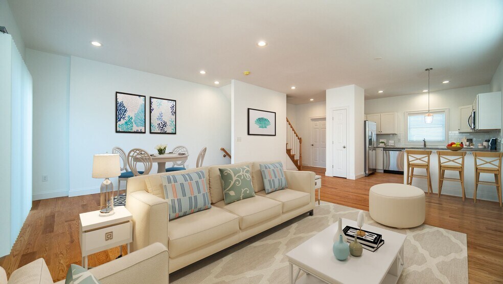 10 Fort Hill Rd, Groton, CT à vendre - Photo intérieure - Image 2 de 15