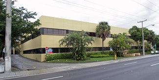 Plus de détails pour 8370 W Flagler St, Miami, FL - Bureau à vendre