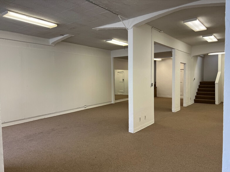 468-472 Santa Clara Ave, Oakland, CA à louer - Photo intérieure - Image 3 de 5