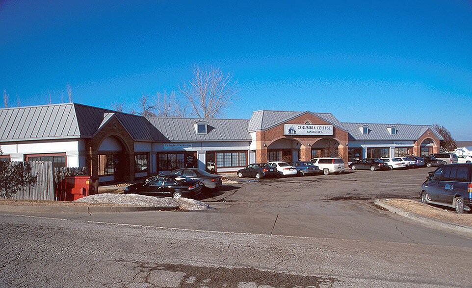 3800 S Elizabeth St, Independence, MO for lease - Building Photo - Image 1 of 1