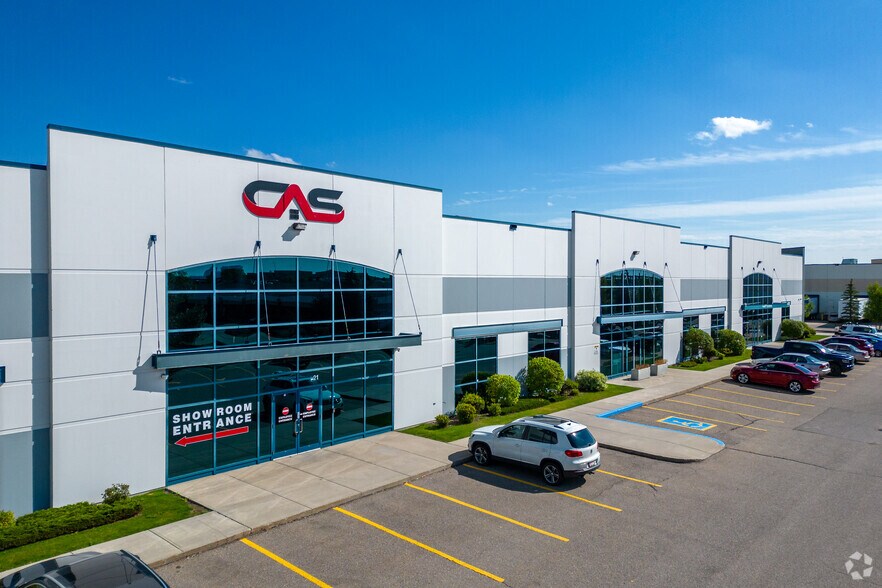 2777 23rd Ave NE, Calgary, AB à vendre - Photo principale - Image 1 de 1