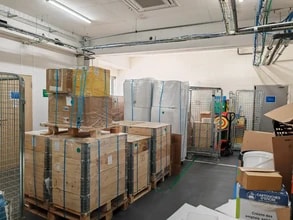 Flex in Paris for lease Interior Photo- Image 2 of 4