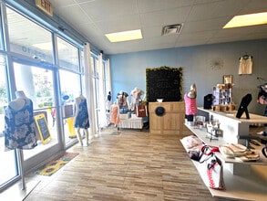 925 Seaside Rd SW, Ocean Isle Beach, NC for lease Interior Photo- Image 2 of 6