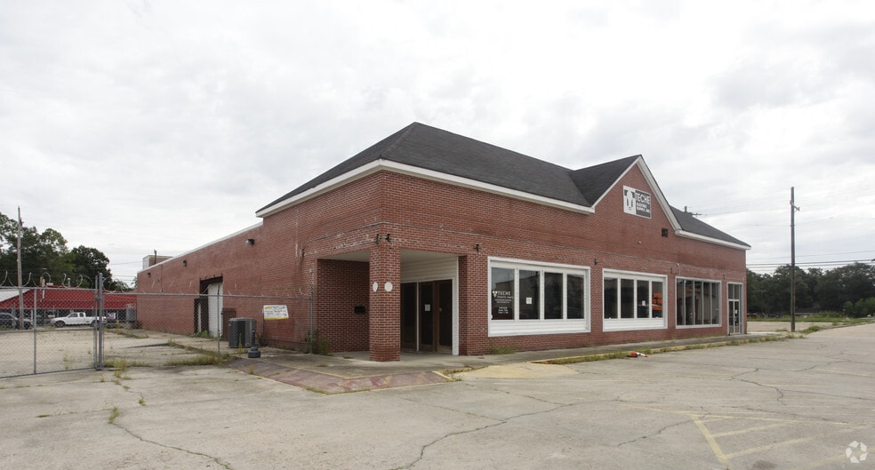 317 S Cate St, Hammond, LA à vendre - Photo du bâtiment - Image 2 de 13