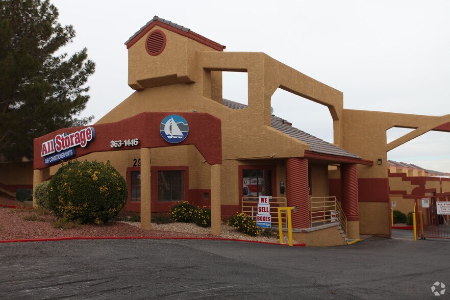 2949 Lake East Dr, Las Vegas, NV for sale - Primary Photo - Image 1 of 3