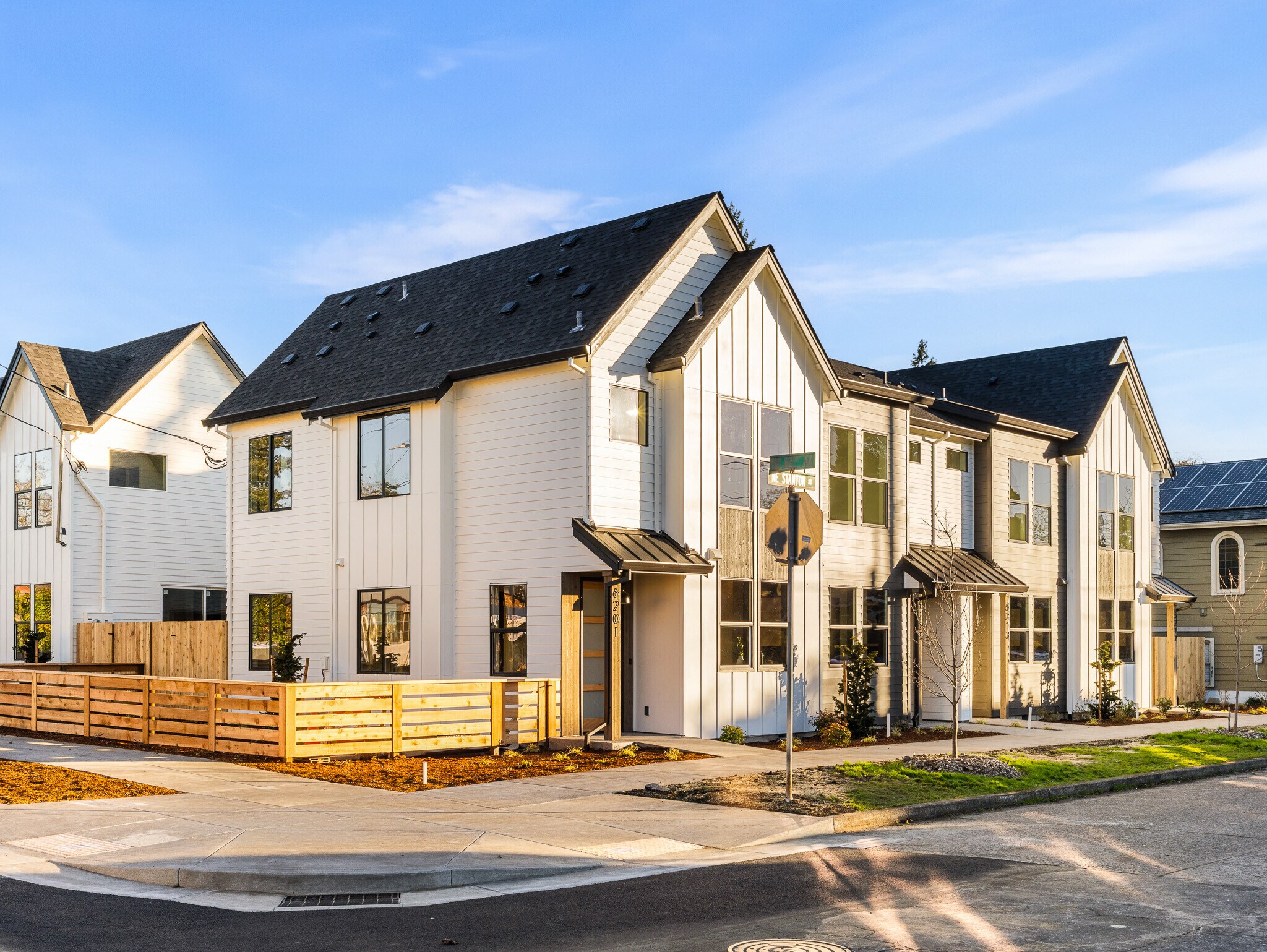 6219 Stanton St, Portland, OR for sale Primary Photo- Image 1 of 36