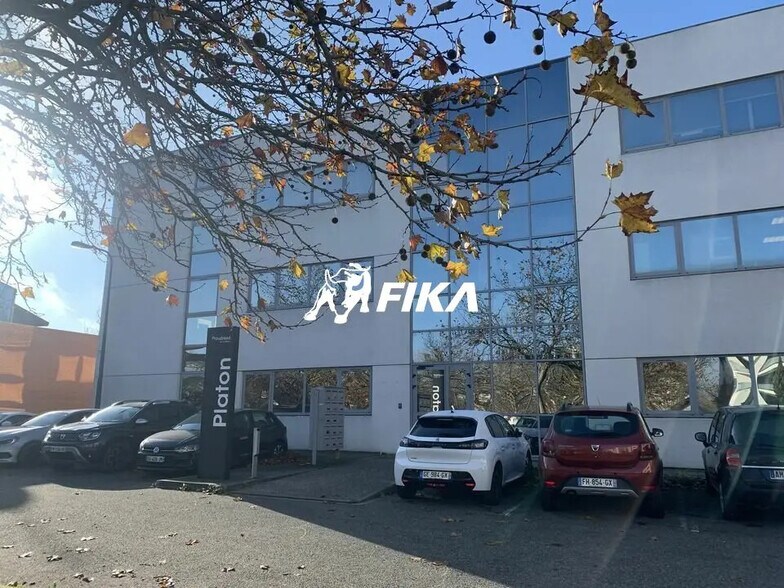 Office in Colomiers for lease - Building Photo - Image 1 of 6