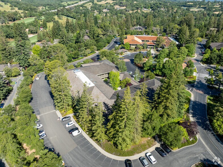 3000 Sand Hill Rd, Menlo Park, CA à louer - Photo du bâtiment - Image 3 de 7