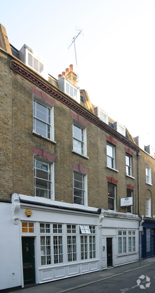 16 Holywell Row, London for lease - Building Photo - Image 3 of 3