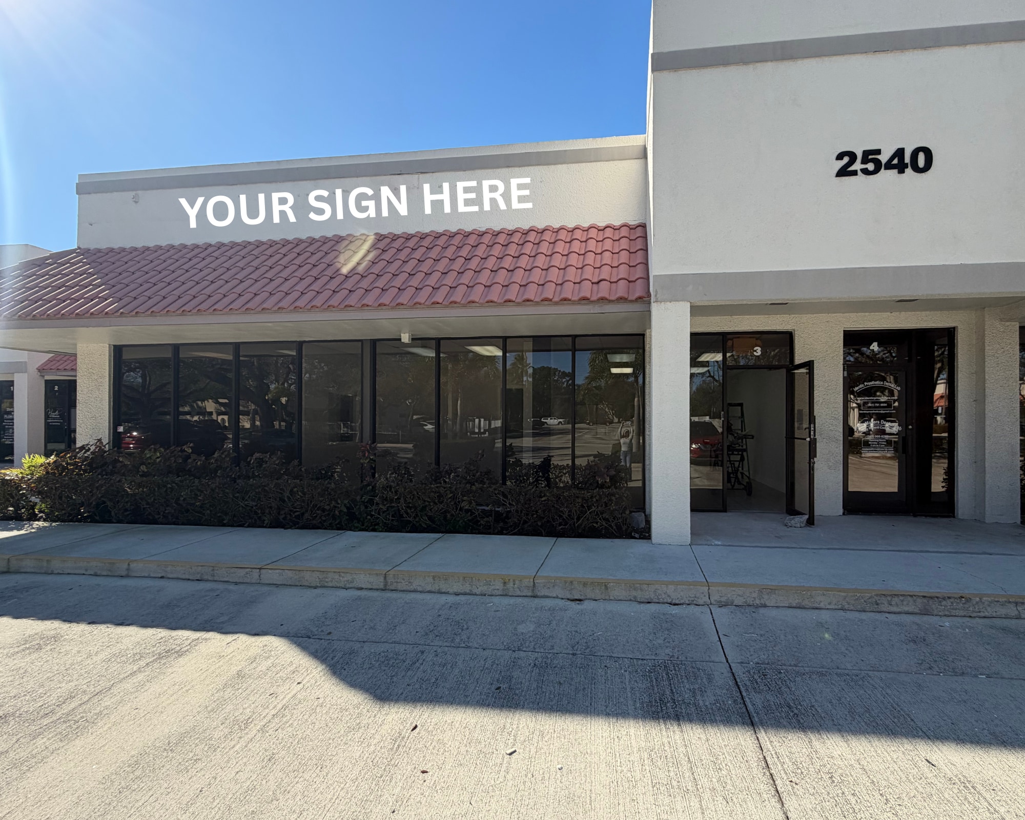 2540 Metrocentre Blvd, West Palm Beach, FL for lease Building Photo- Image 1 of 2
