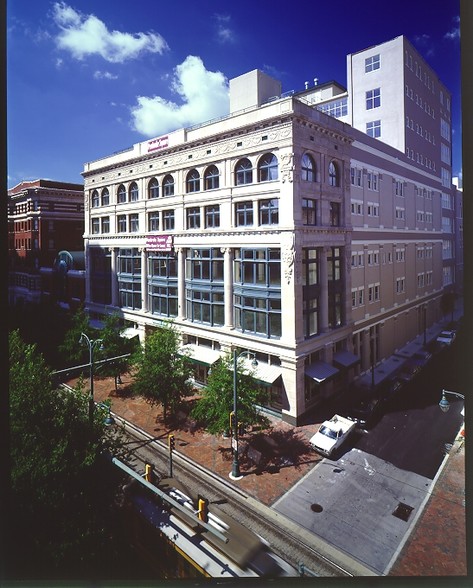 119 S Main St, Memphis, TN for lease - Building Photo - Image 1 of 11