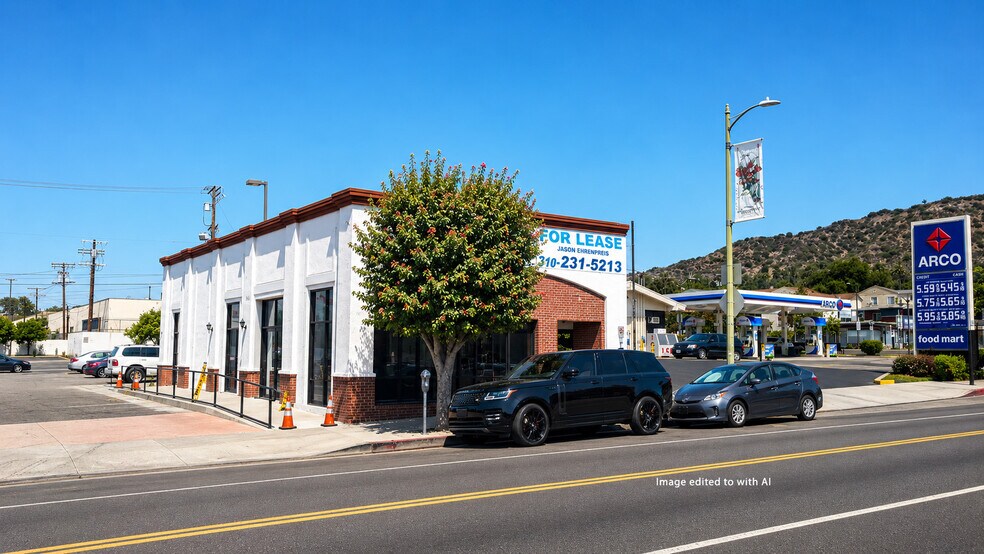 5045-5053 Eagle Rock Blvd, Los Angeles, CA à louer - Photo du bâtiment - Image 3 de 11