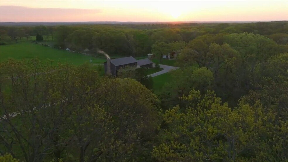 129 Vaughan Rd, Eldon, MO à vendre - Vidéo sur l’inscription commerciale - Image 2 de 107