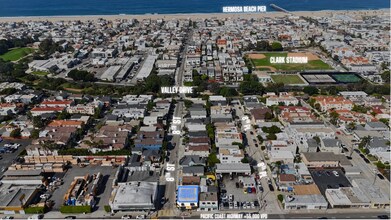 801 Pacific Coast Hwy, Hermosa Beach, CA - Aerial  map view
