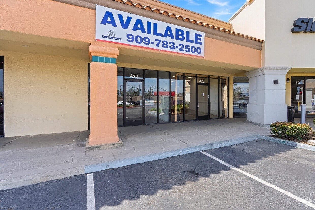 1200-1330 E Washington St, Colton, CA for lease Building Photo- Image 1 of 8