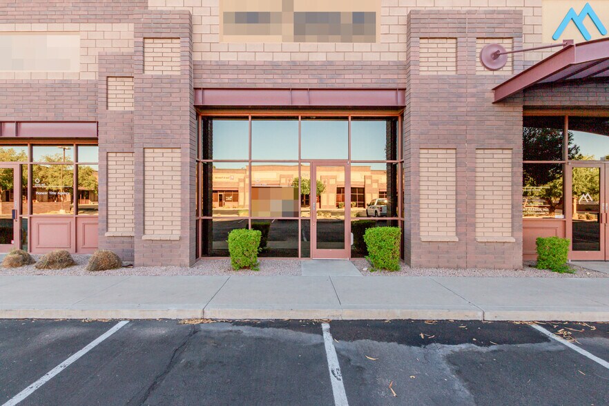 4864 E Baseline Rd, Mesa, AZ à louer - Photo du bâtiment - Image 3 de 33