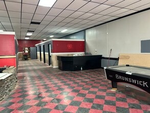 2586-2646 Onslow Dr, Jacksonville, NC for lease Interior Photo- Image 2 of 8