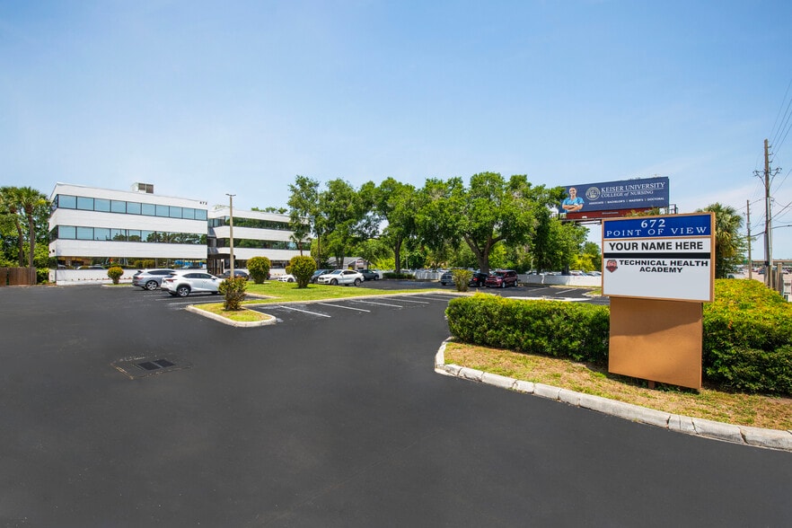 672 N Semoran Blvd, Orlando, FL for sale - Building Photo - Image 3 of 5