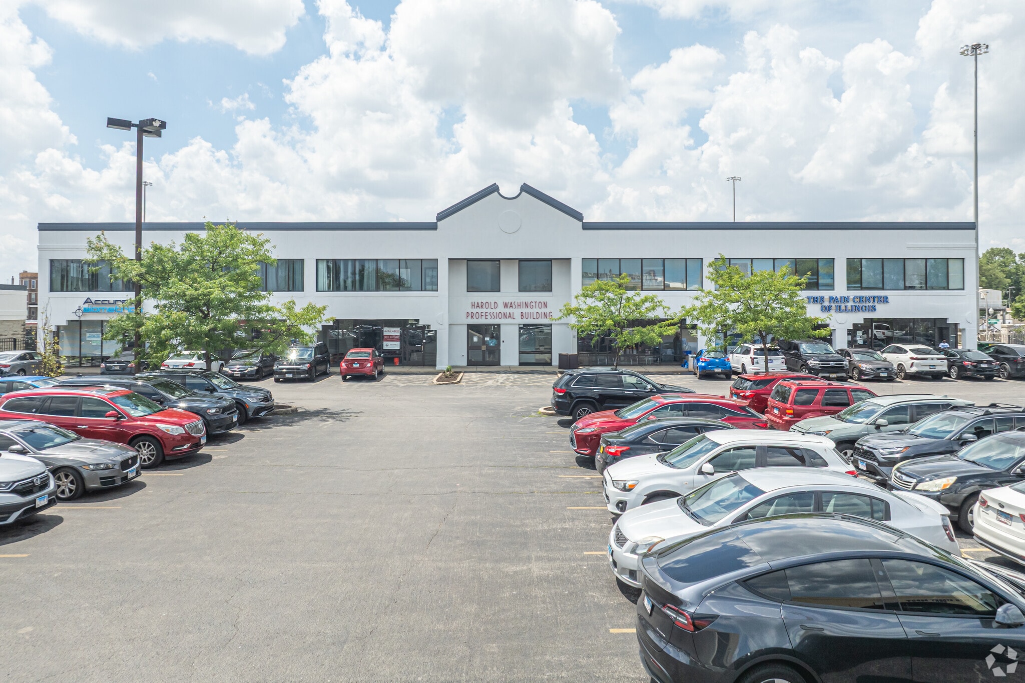 5401 S Wentworth Ave, Chicago, IL for lease Primary Photo- Image 1 of 32